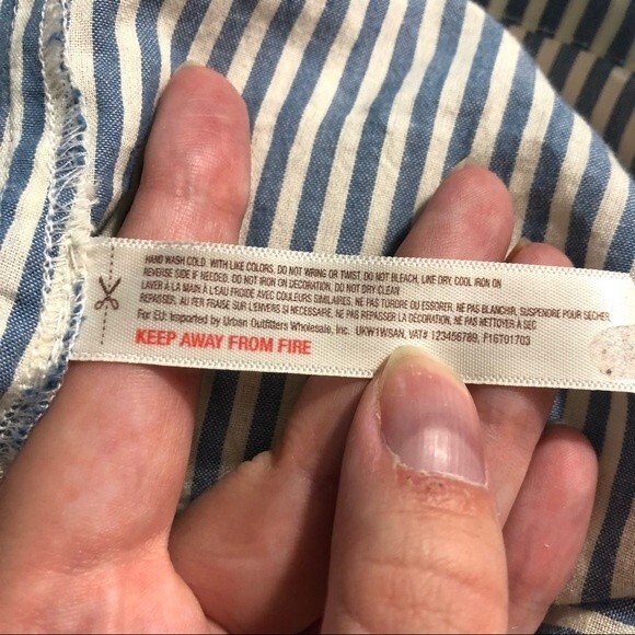 Free People Liya Embroidered Blouse Size Small - Picture 13 of 14